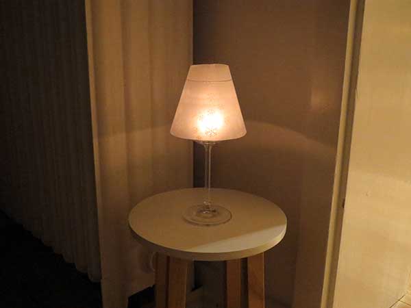 DIY-Ideen Weingläser - Kerzenlampe