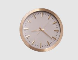 Wanduhr gold mit weißem Ziffernblatt