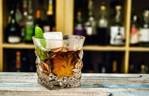 Herbstliche Aperitifs – Cocktail-Rezepte mit wenig Zutaten