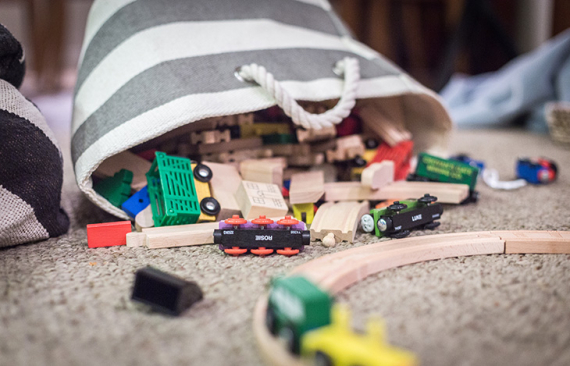 Kinderzimmer aufräumen mit Plan – so klappt es spielend